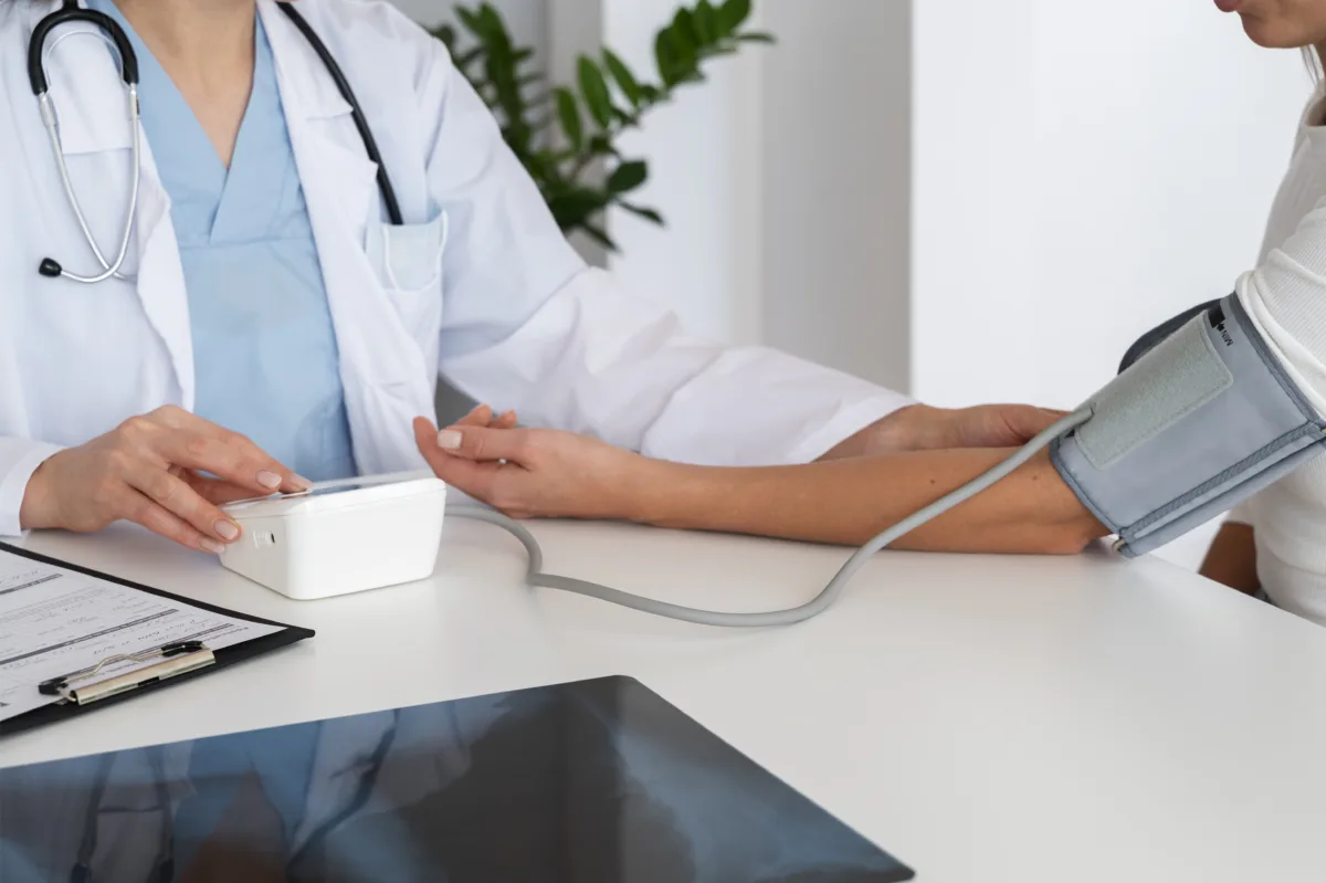 side view doctor using tensiometer