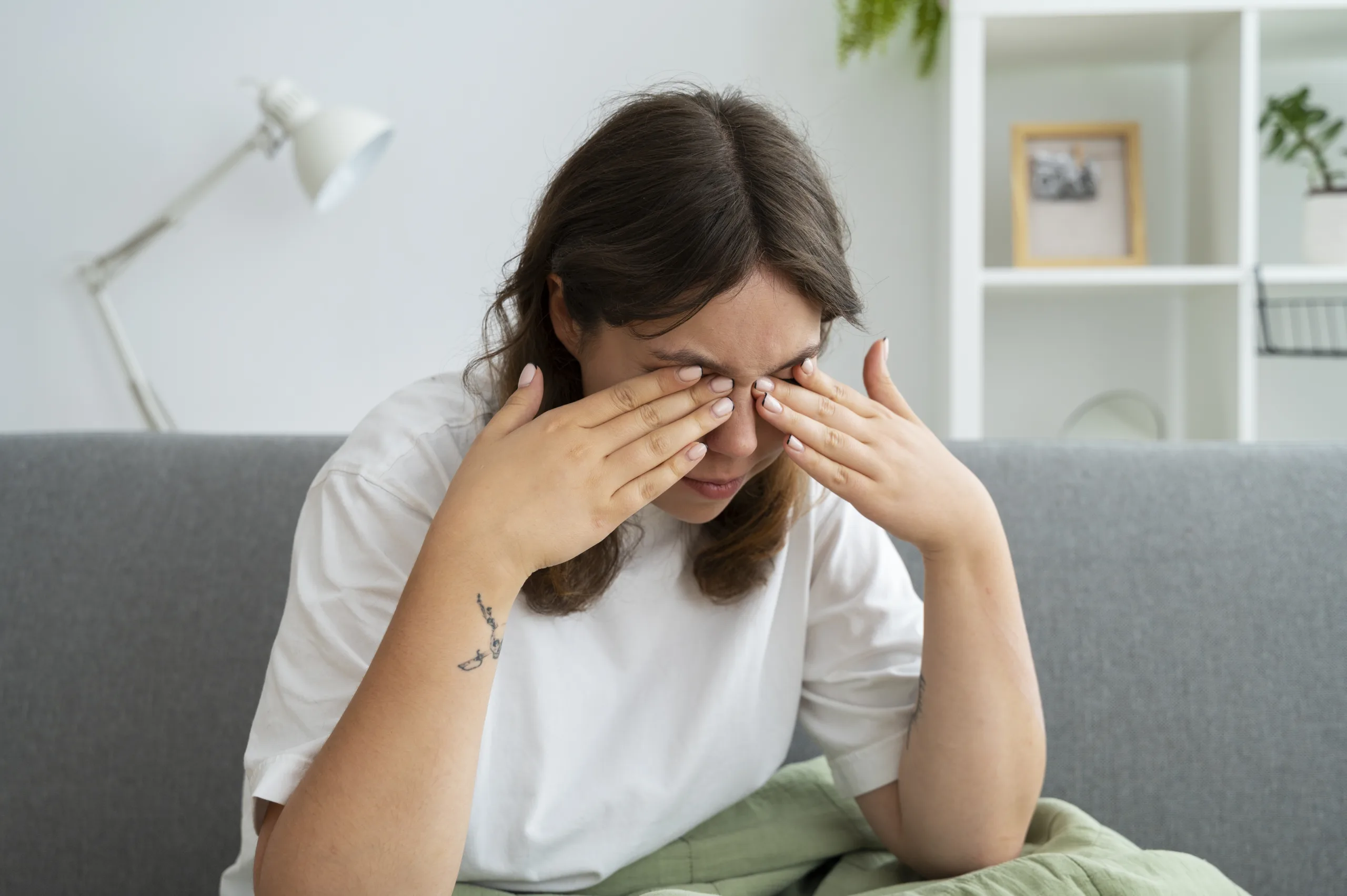 woman suffering from allergy medium shot scaled